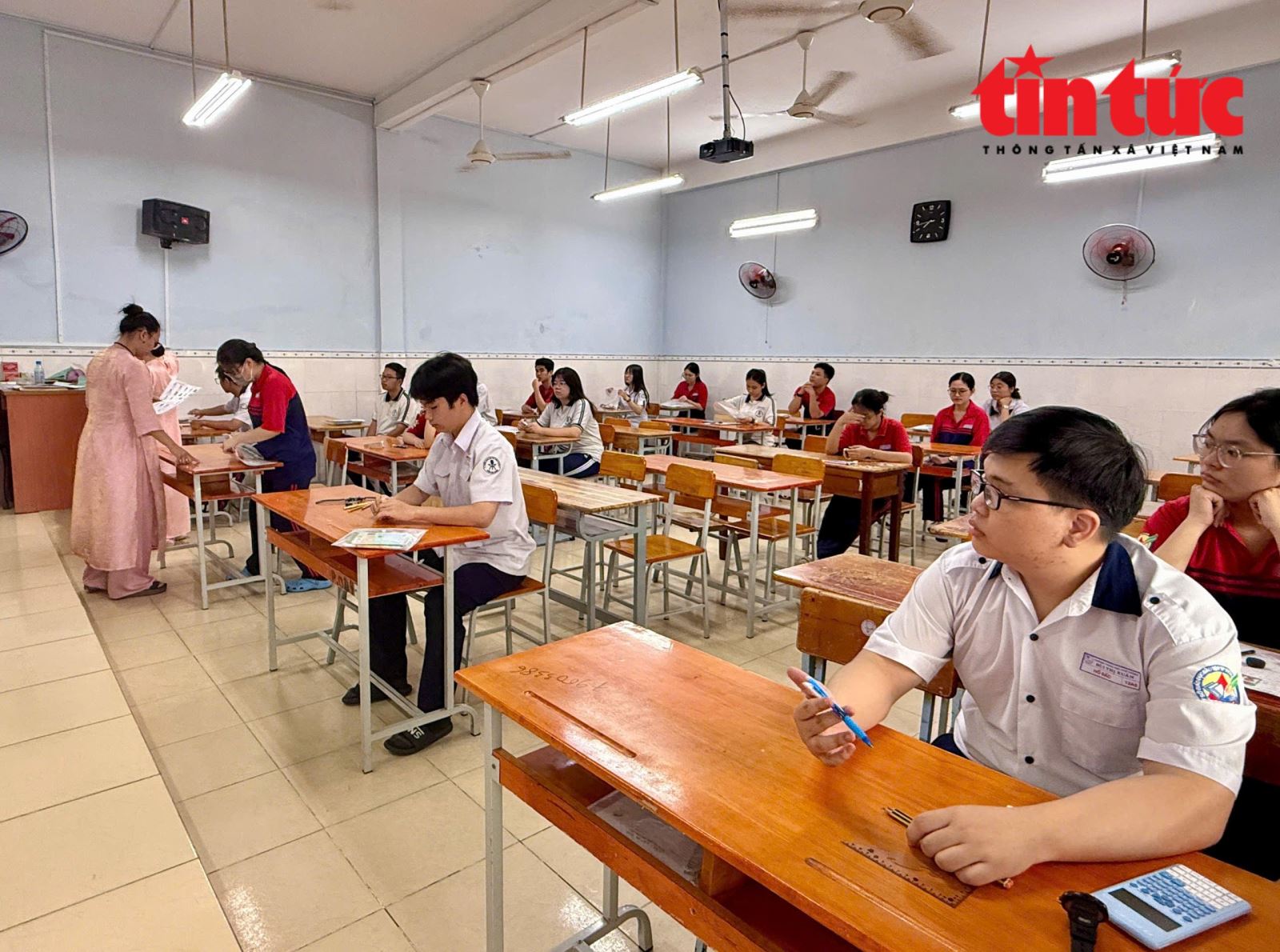 Chú thích ảnh