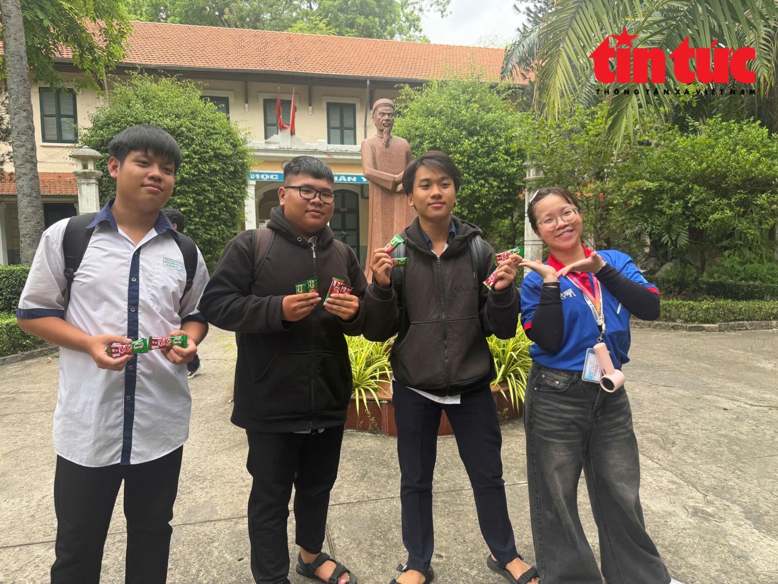Chú thích ảnh