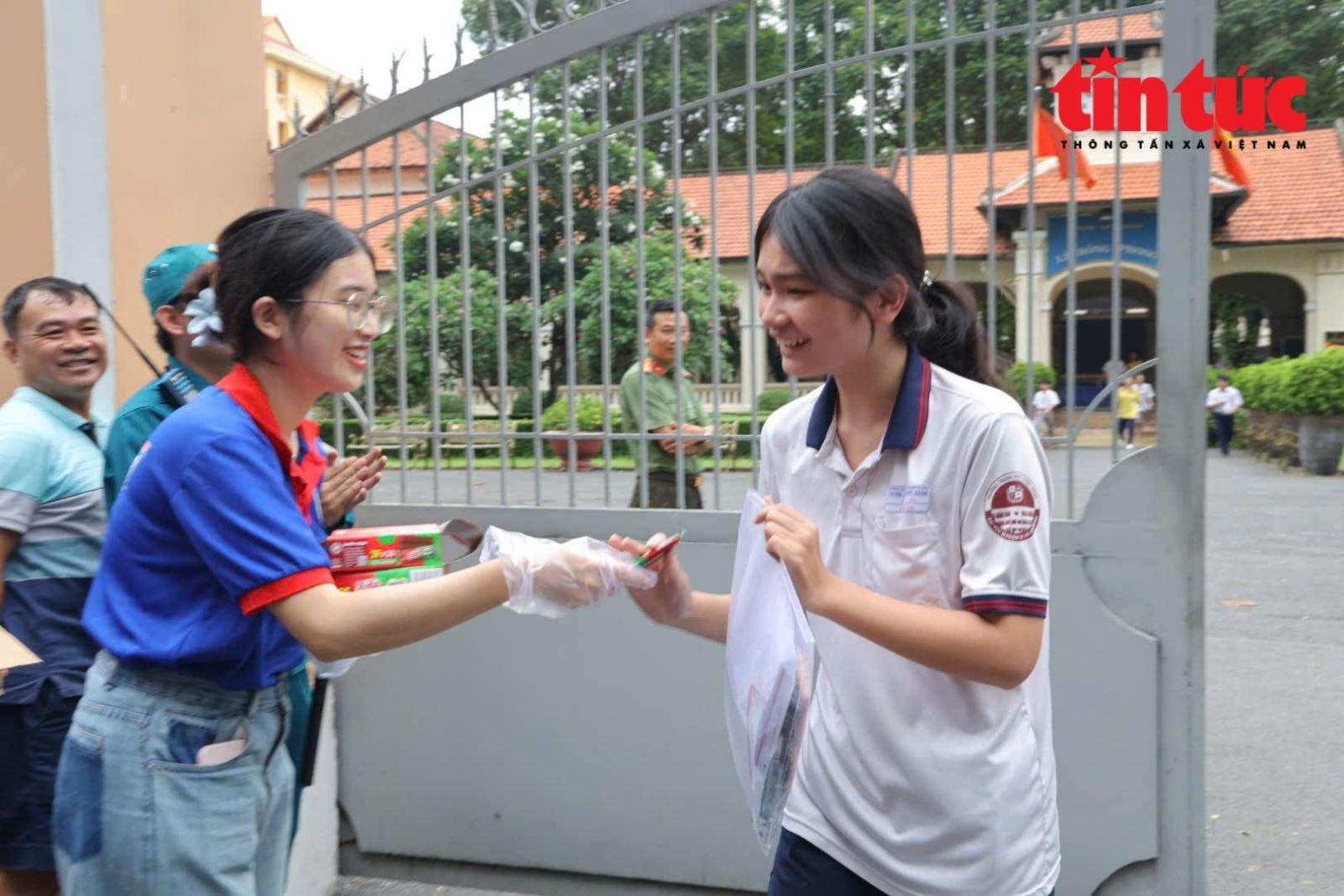 Chú thích ảnh
