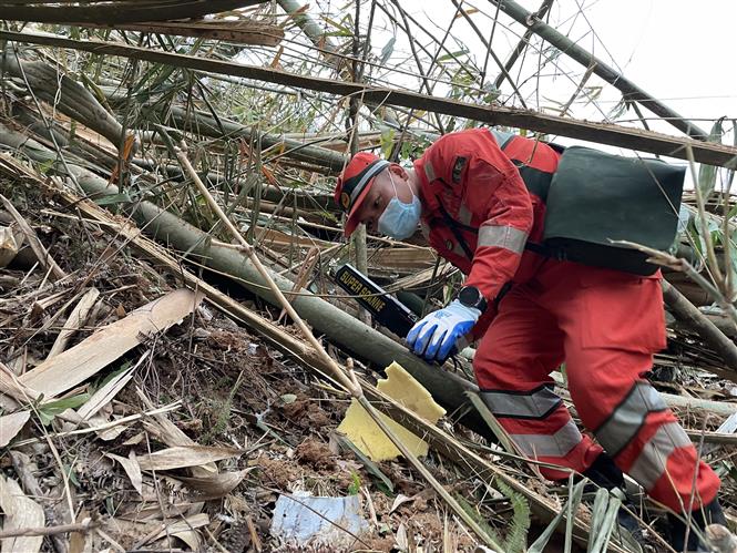 Black box of crashed Chinese plane found