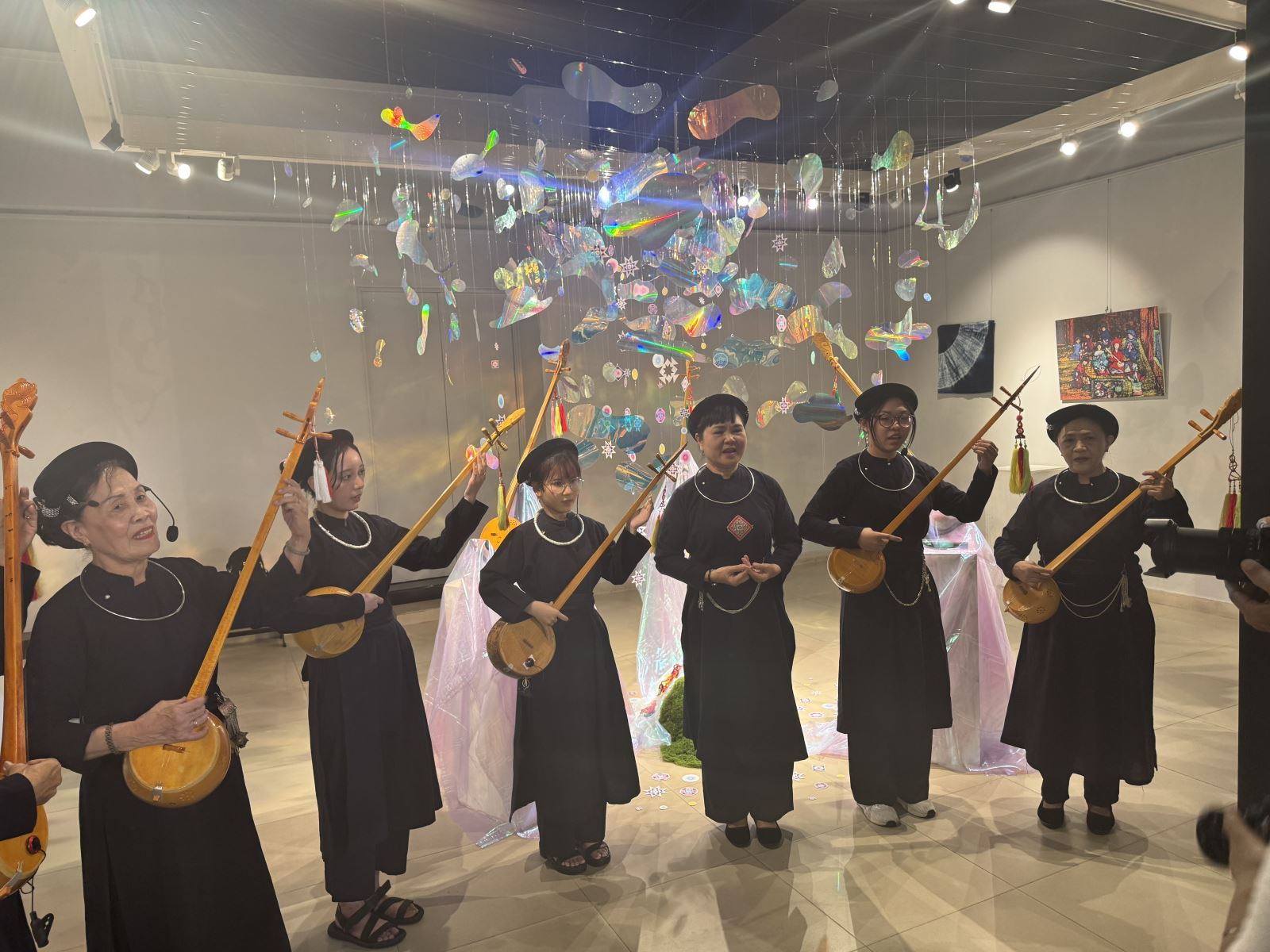 Chú thích ảnh Chú thích ảnh