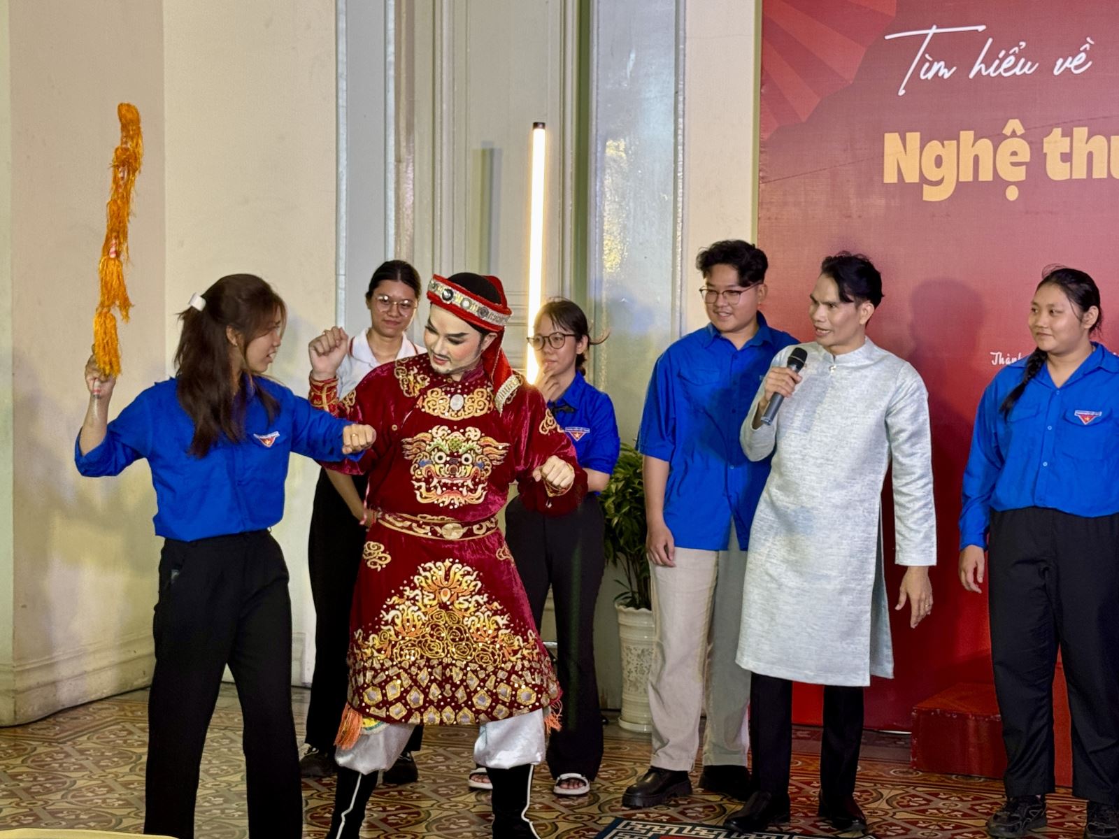 Chú thích ảnh