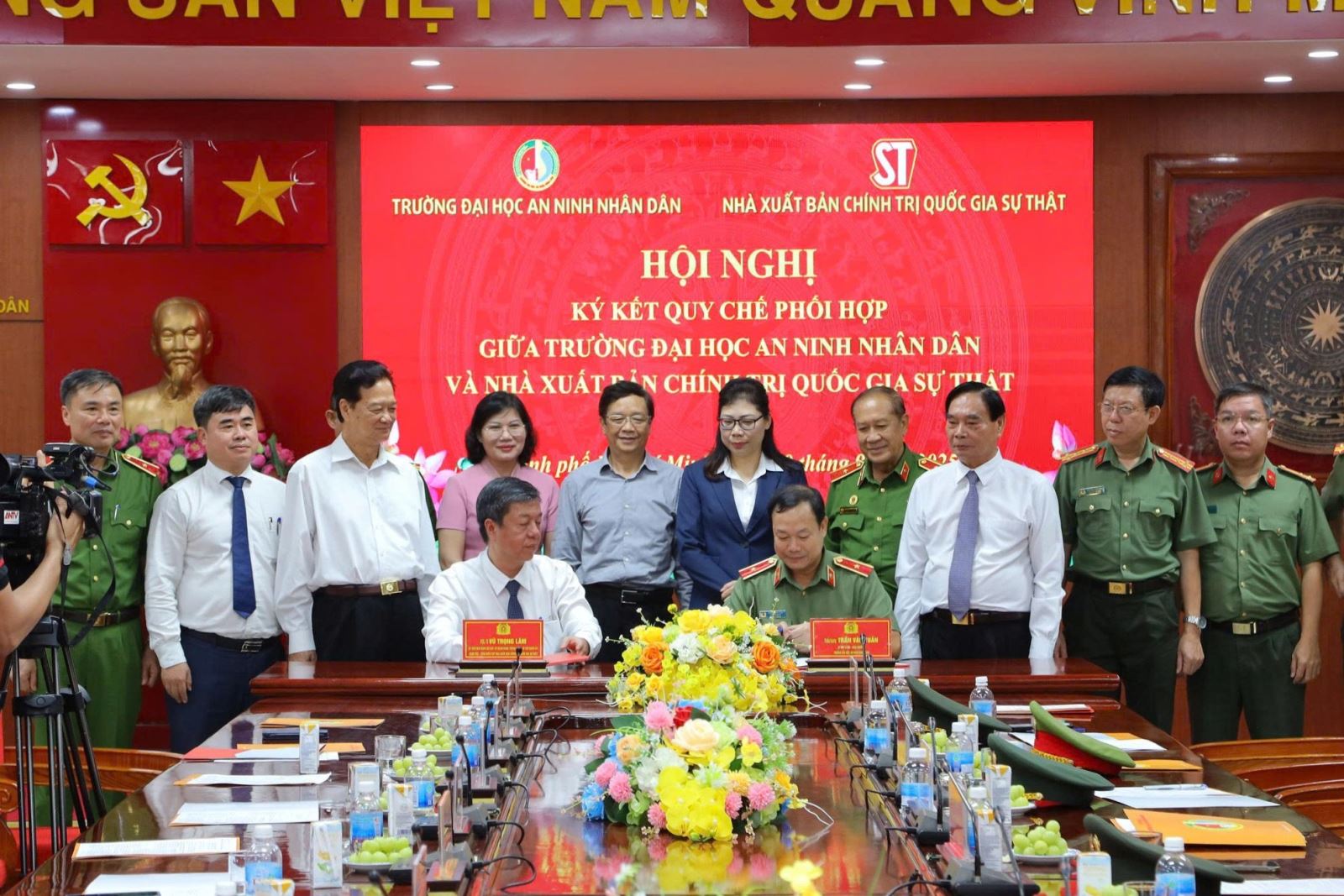 Chú thích ảnh