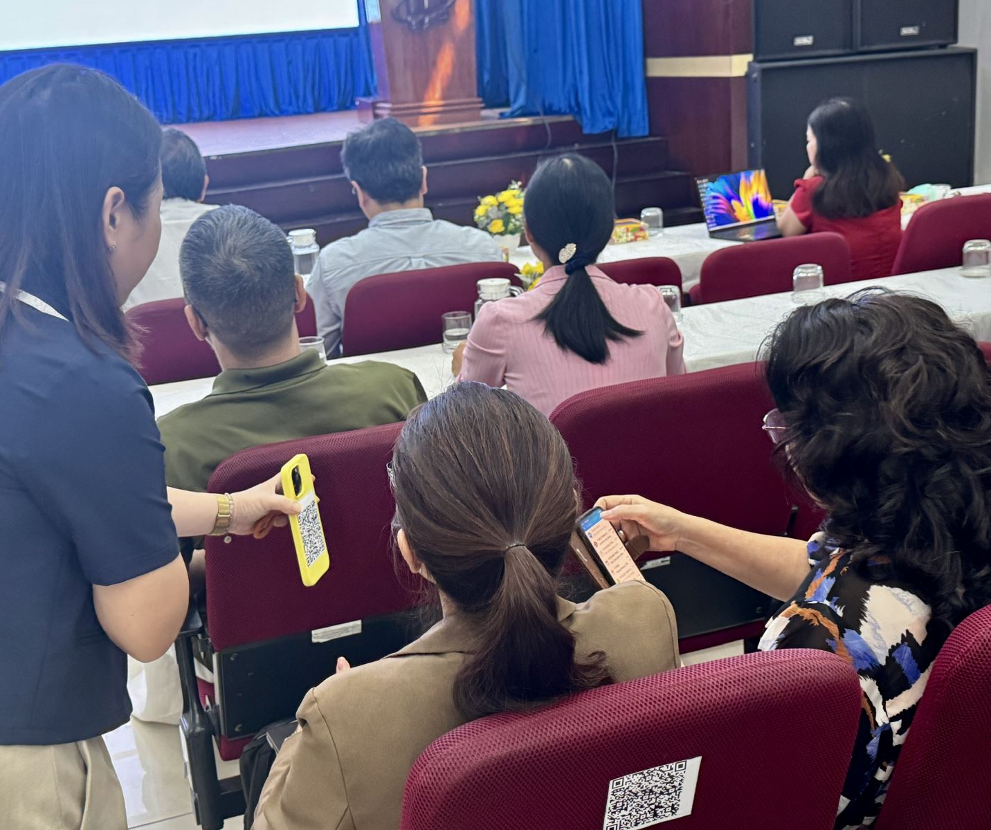 Chú thích ảnh
