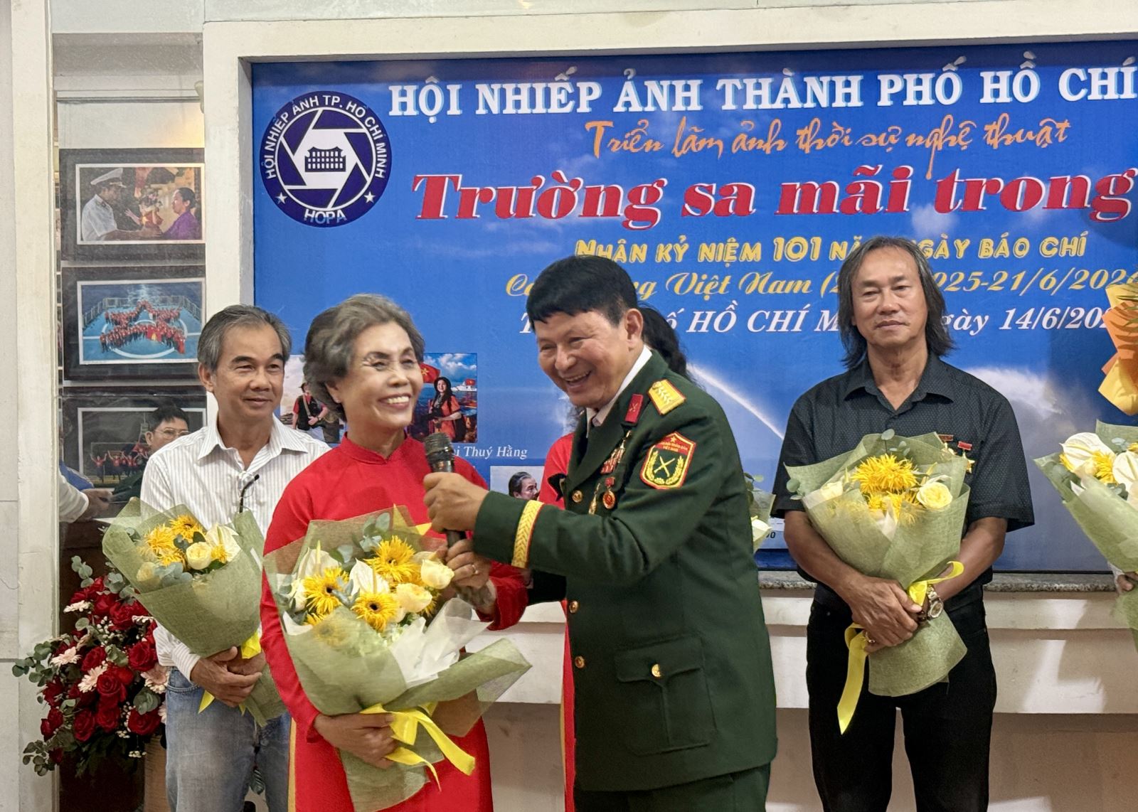 Chú thích ảnh