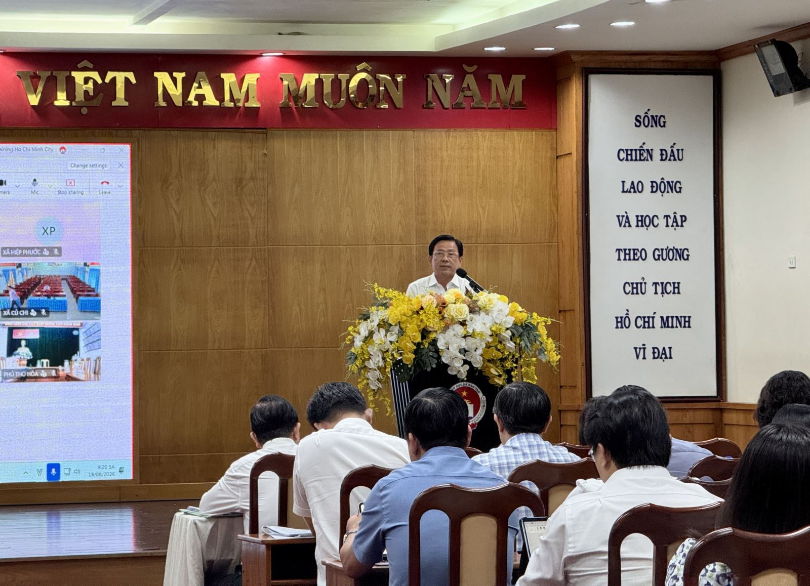 Chú thích ảnh