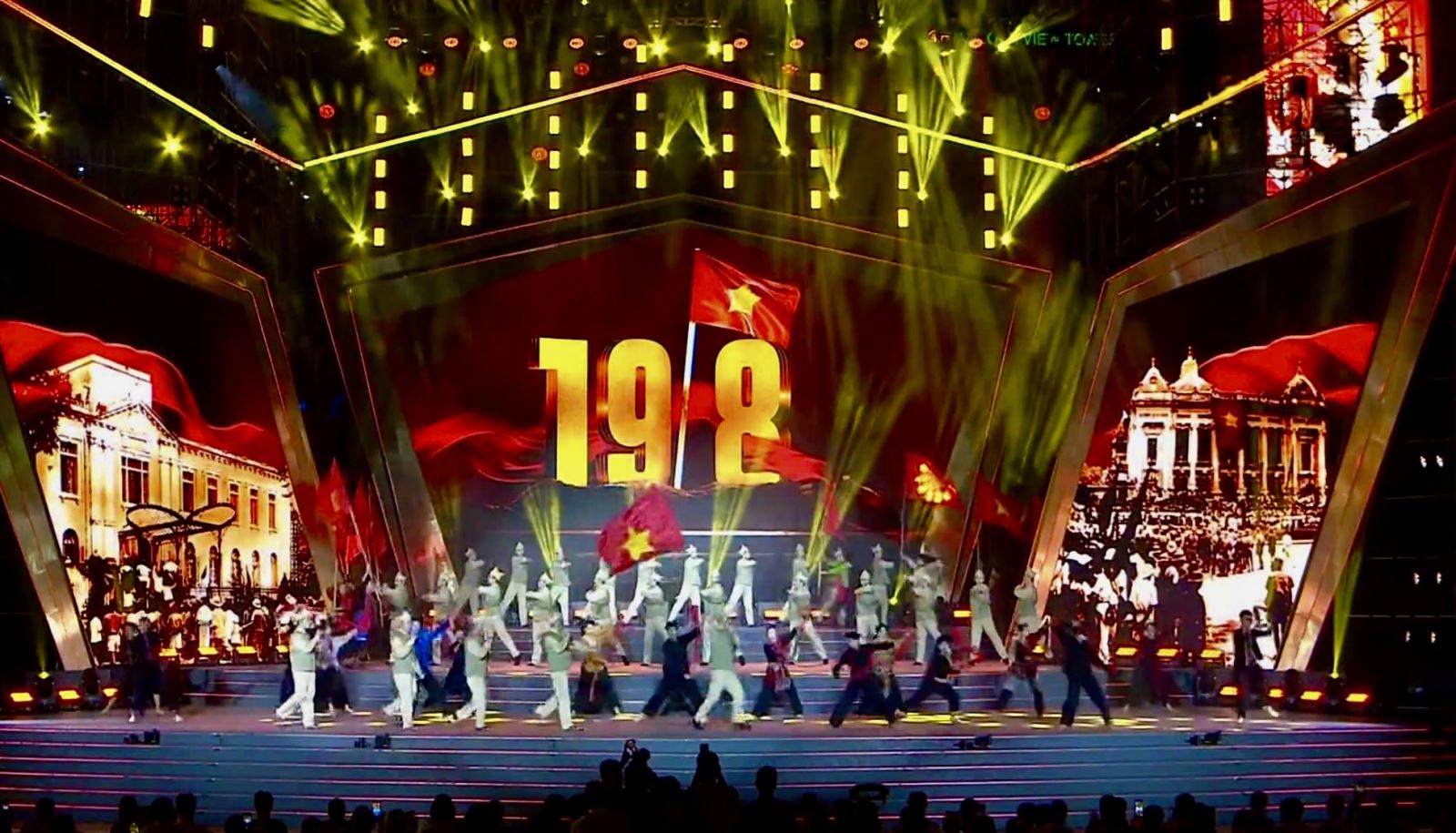 'Việt Nam tự hào vững bước' - Từ mùa Thu lịch sử đến khát vọng tương lai