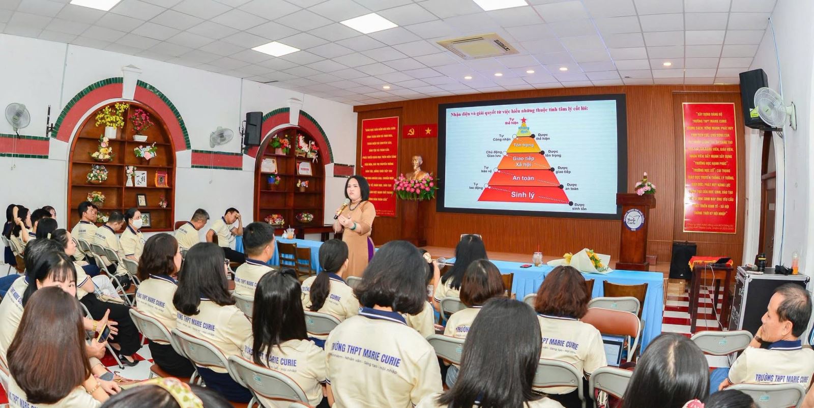 Chú thích ảnh