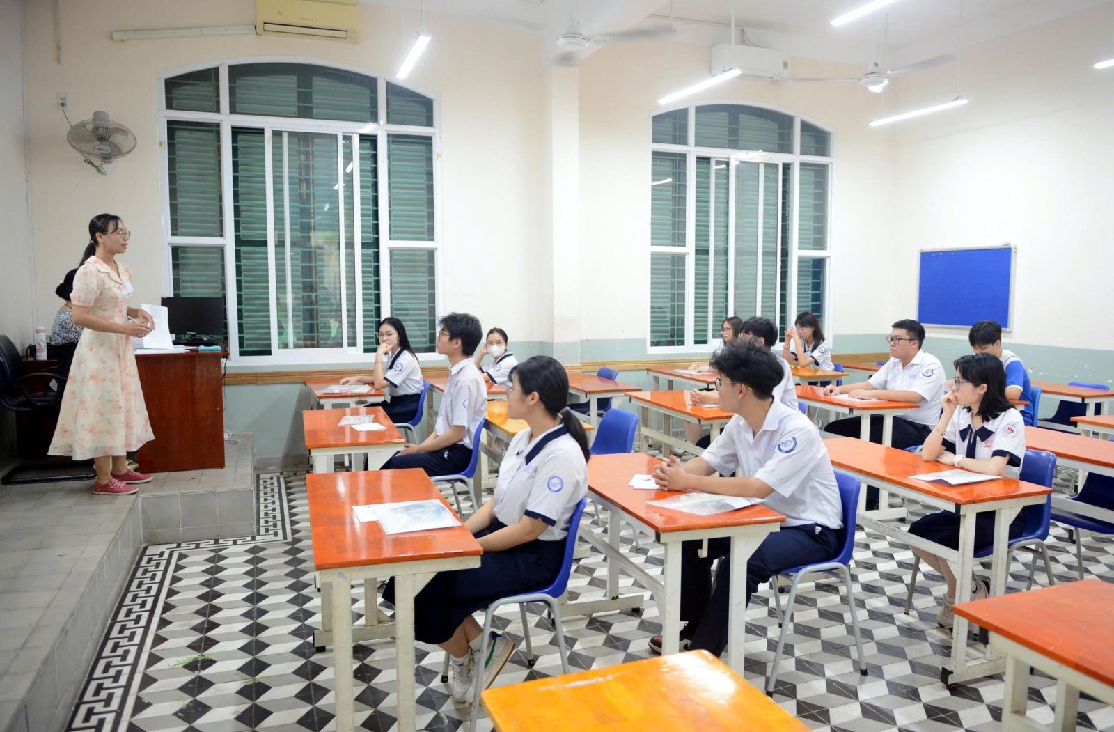 Chú thích ảnh