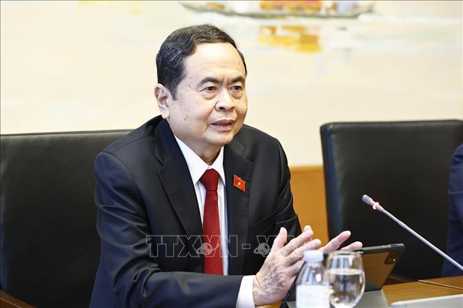 Chú thích ảnh Chú thích ảnh