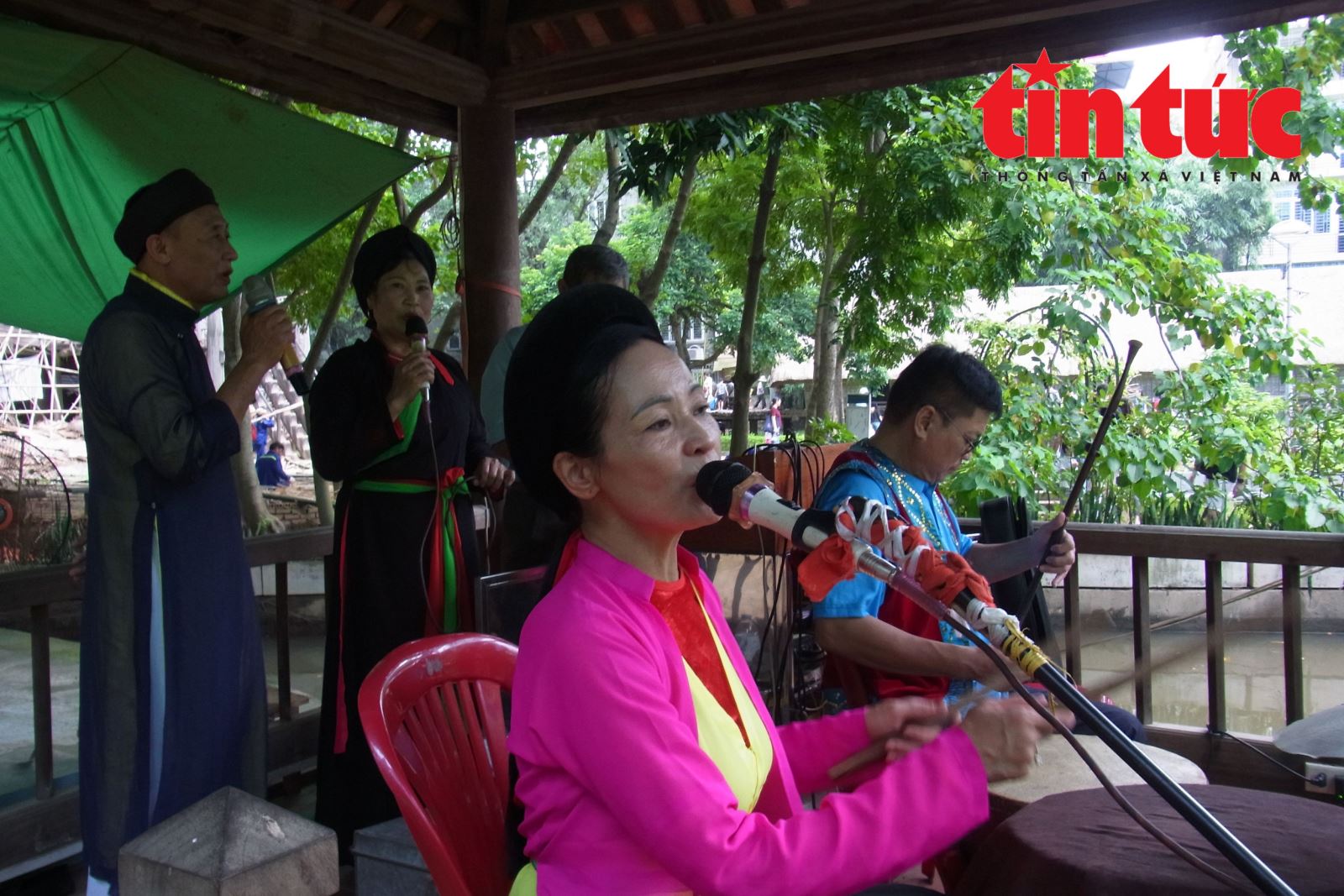 Chú thích ảnh