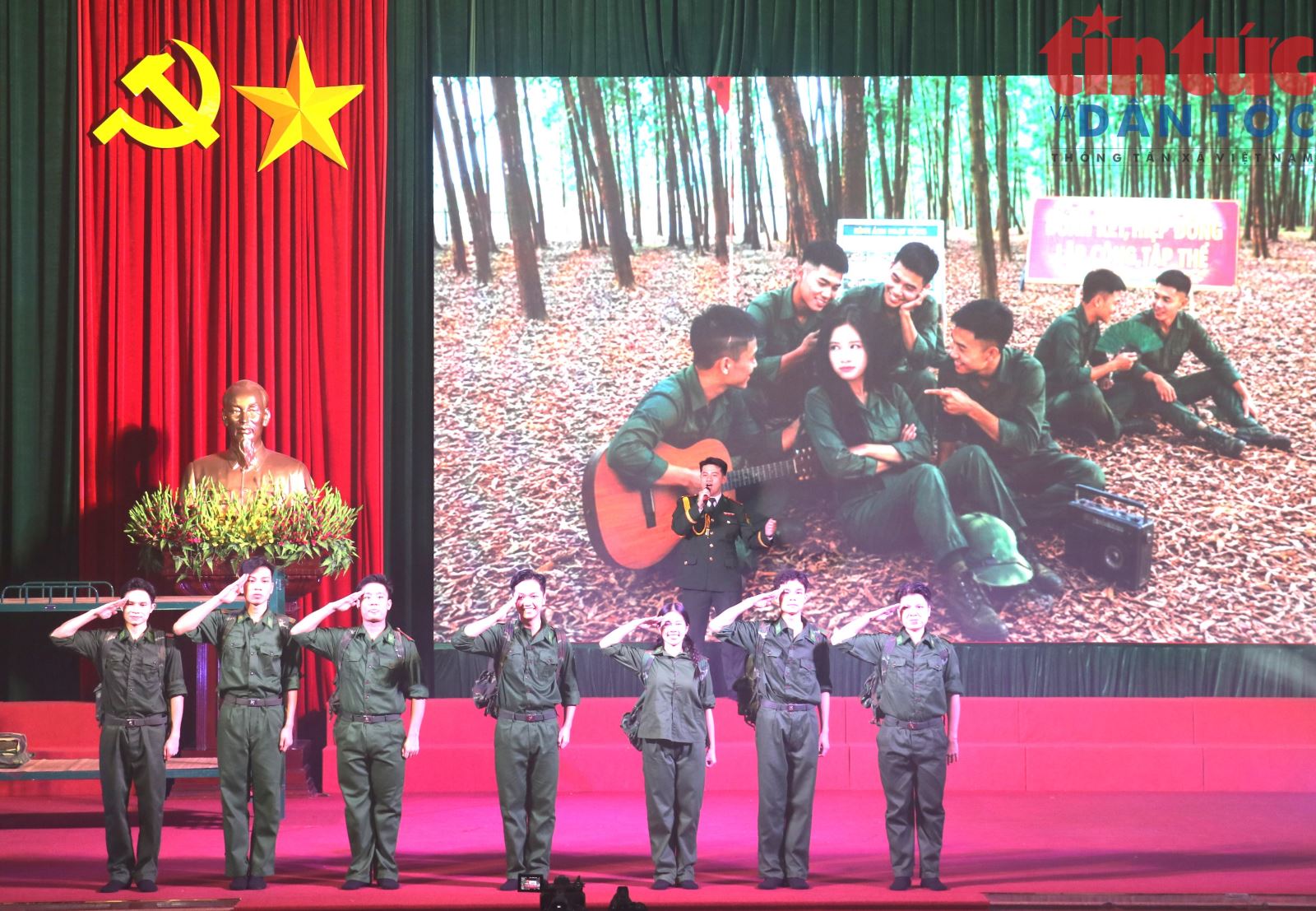 Chú thích ảnh
