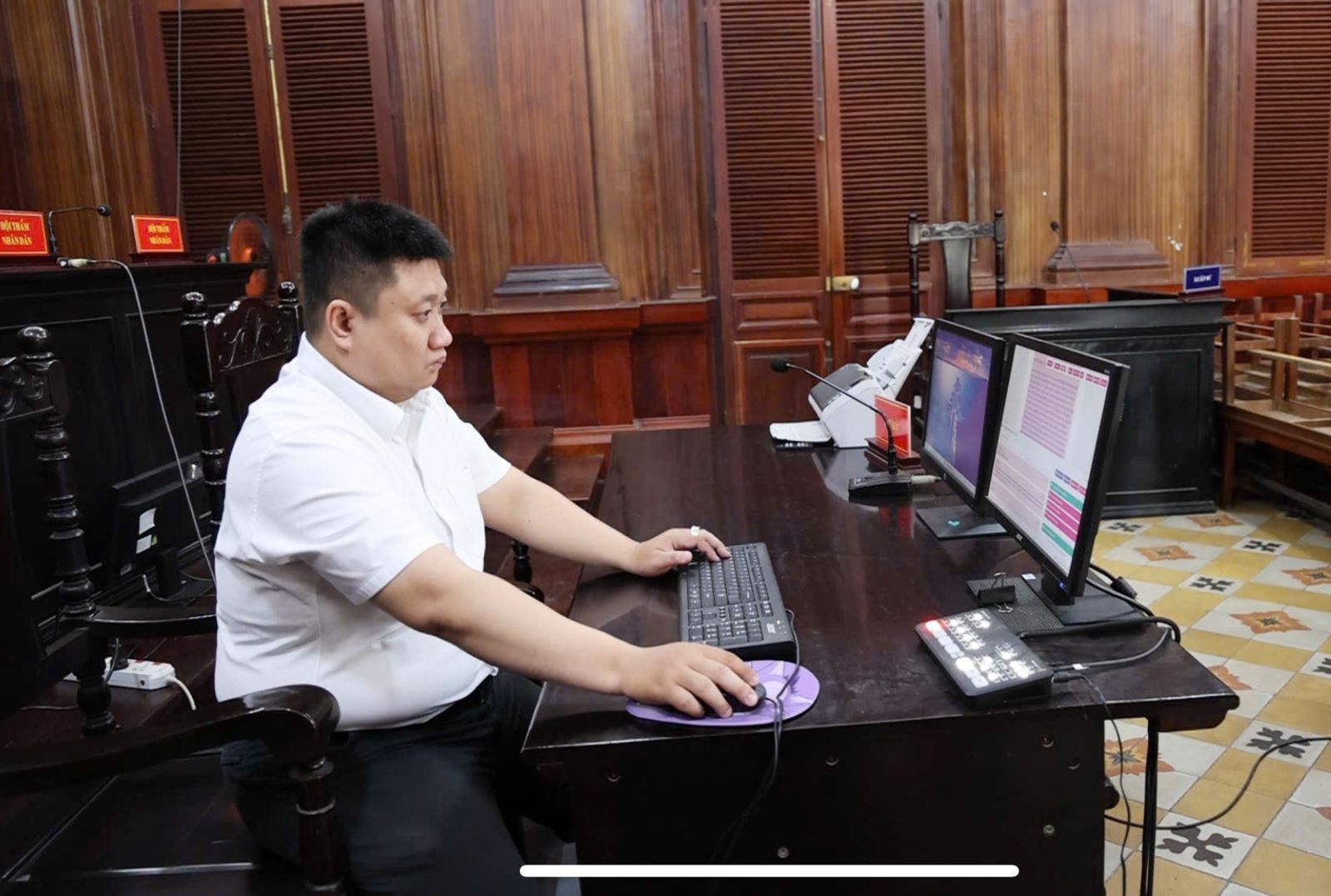 Chú thích ảnh
