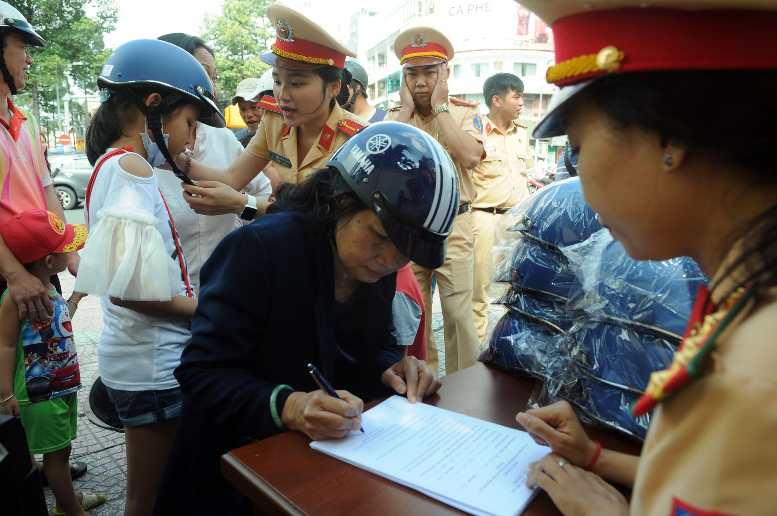 Chú thích ảnh