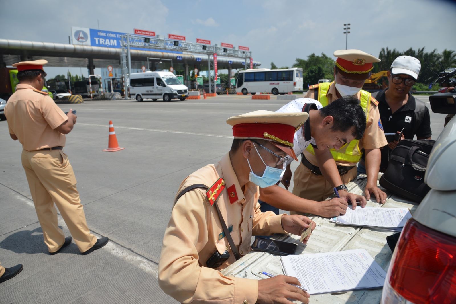 Chú thích ảnh