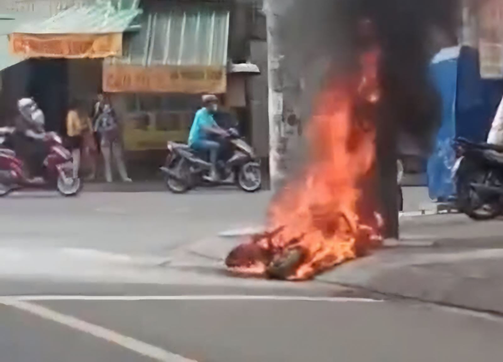 Chú thích ảnh