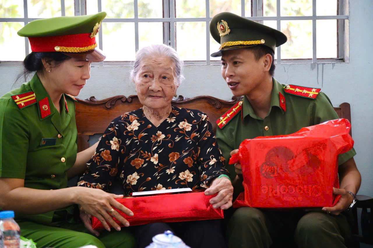 Chú thích ảnh