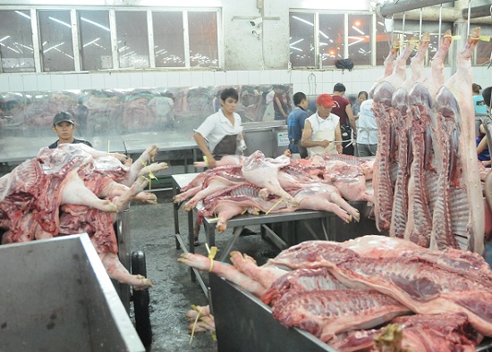 Nguồn cung ít, giá thịt lợn tăng 'chóng mặt' theo ngày