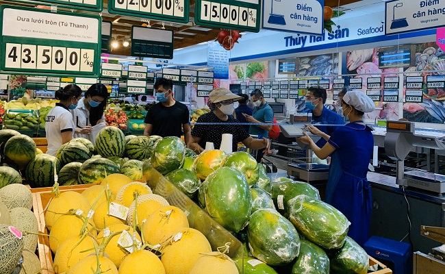 Trung tâm thương mại, siêu thị TP Hồ Chí Minh đông khách trong ngày nghỉ lễ 30/4