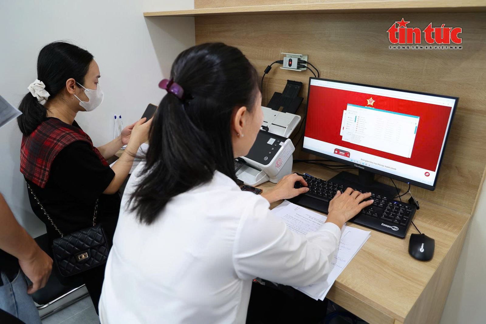 Chú thích ảnh