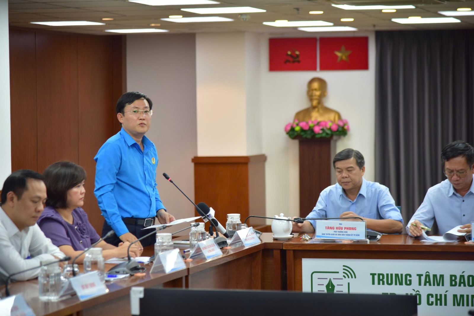 Chú thích ảnh