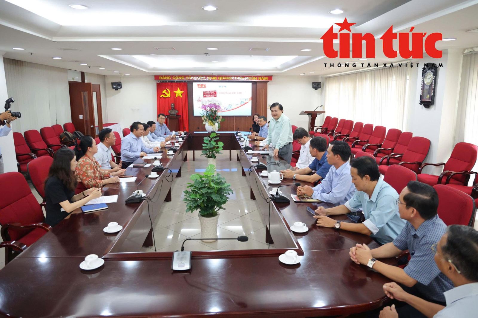 Chú thích ảnh