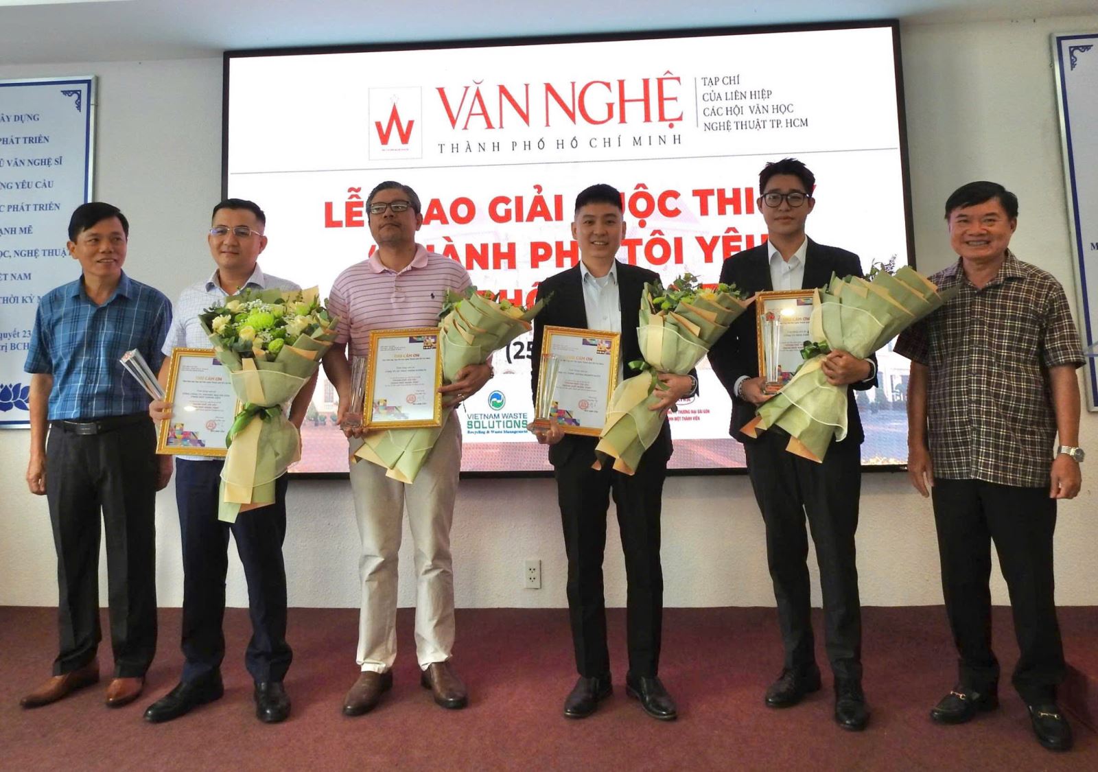 Chú thích ảnh