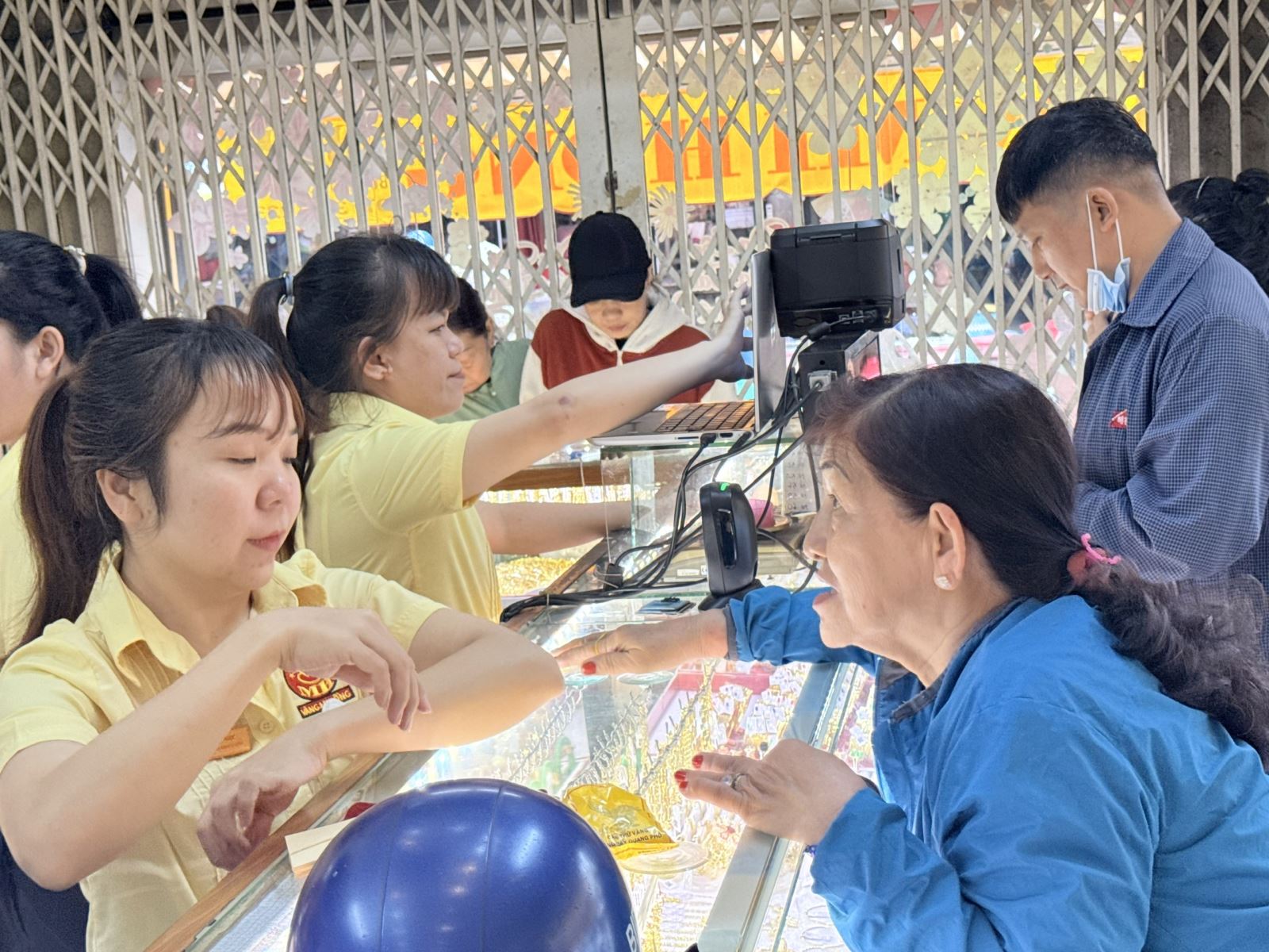 Chú thích ảnh