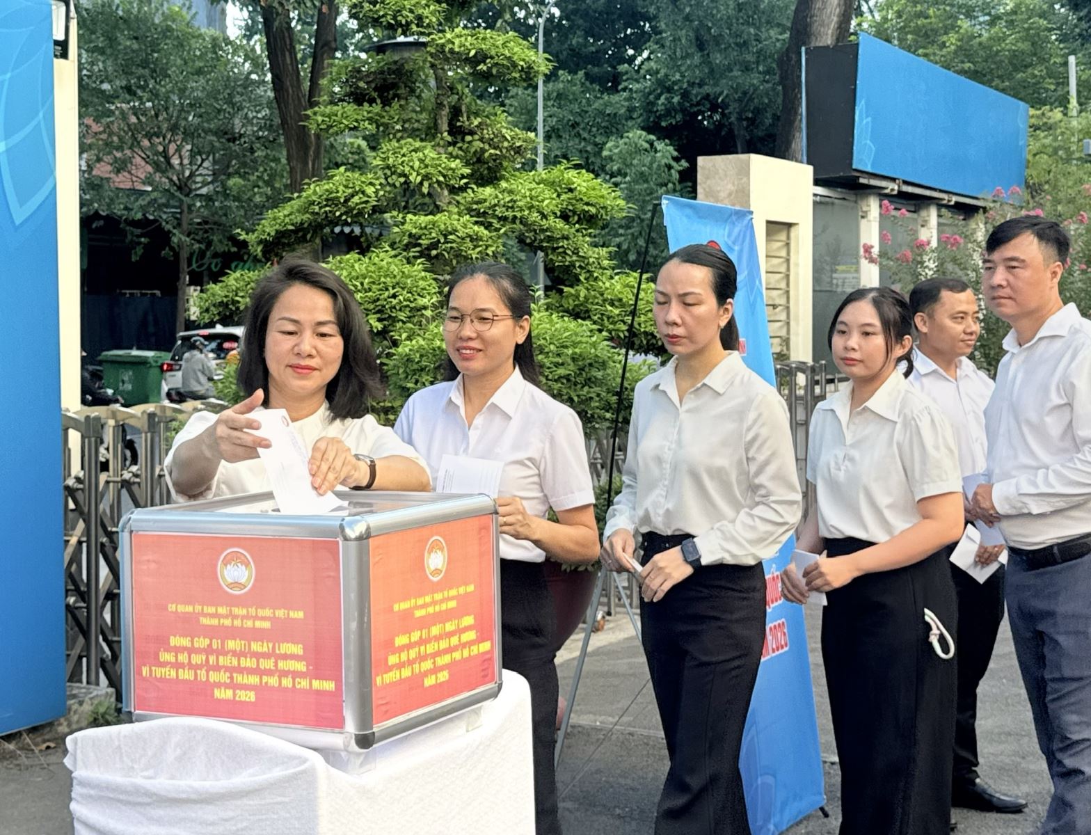 Chú thích ảnh