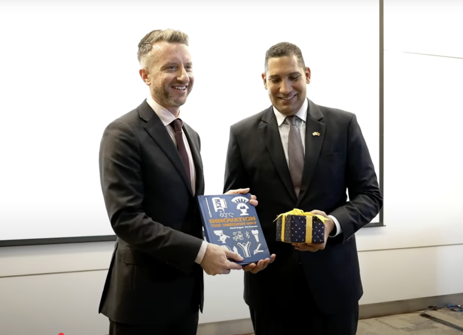 चित्र परिचय