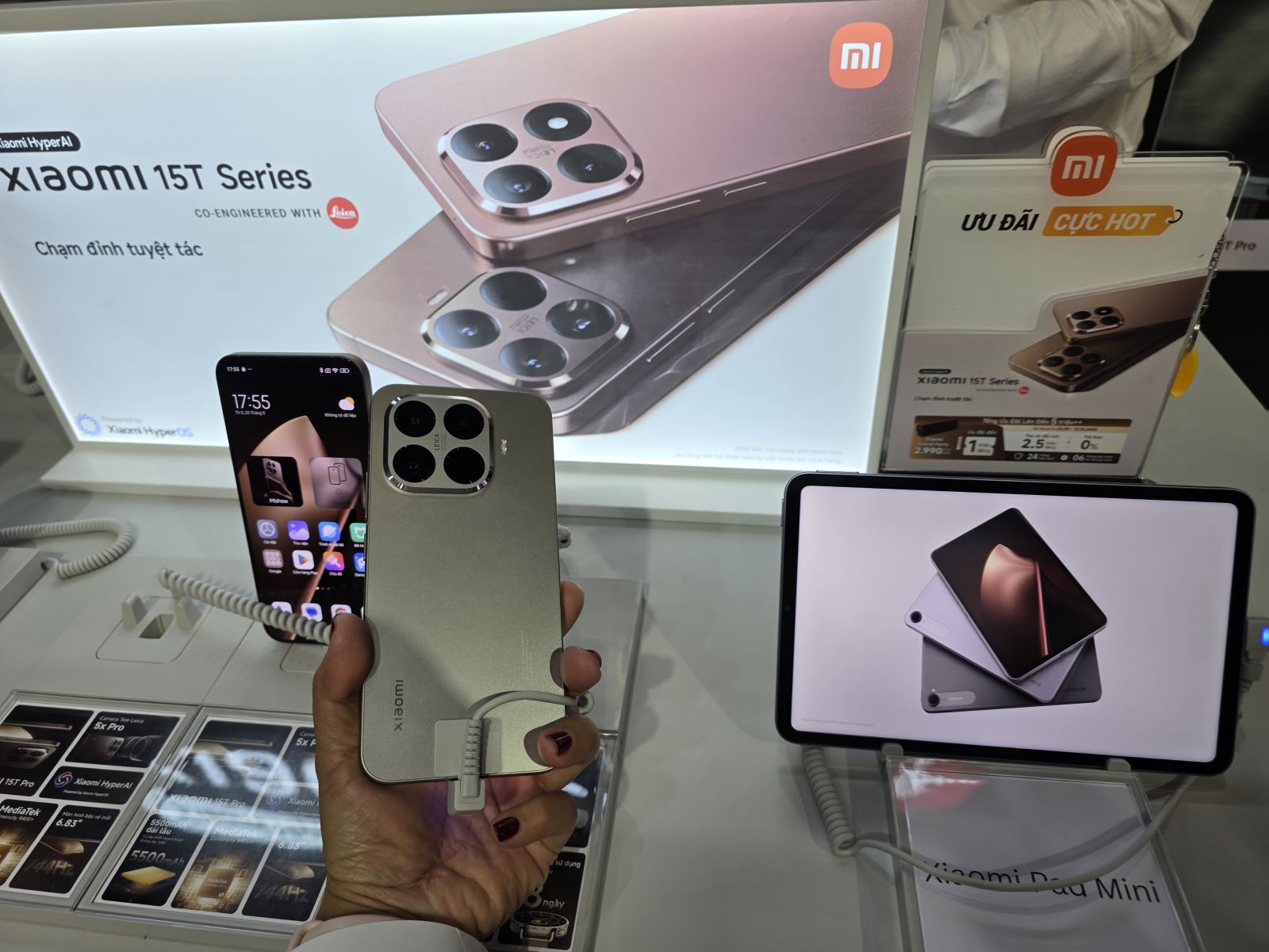 Thị trường smartphone 2025: Cuộc đua AI và làn sóng 'đốt tiền' toàn cầu