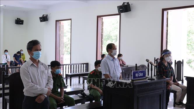 Tuyên án nguyên 3 cán bộ Trung tâm Giáo dục thường xuyên tỉnh Bình Phước