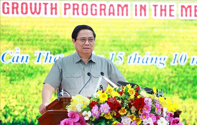 Thủ tướng Phạm Minh Chính chủ trì Hội nghị triển khai đề án phát triển bền vững một triệu hecta lúa vùng đồng bằng sông Cửu Long. Ảnh: Dương Giang/TTXVN