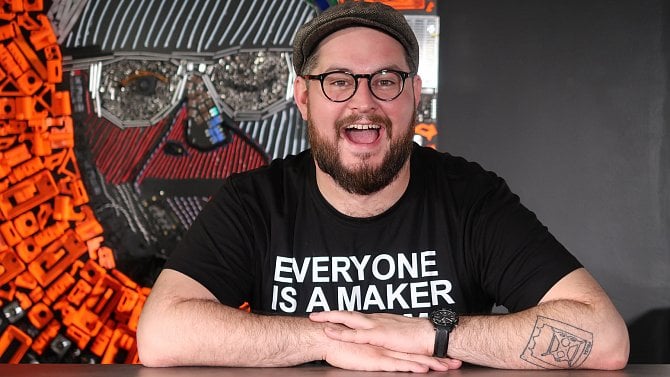 Từ sinh viên âm nhạc đến biểu tượng công nghệ in 3D tại châu Âu