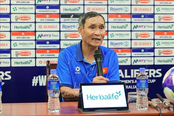 Thắng thuyết phục 4-0, nữ Việt Nam tiến vào vòng chung kết Asian Cup Chú thích ảnh