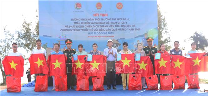 Chú thích ảnh Chú thích ảnh