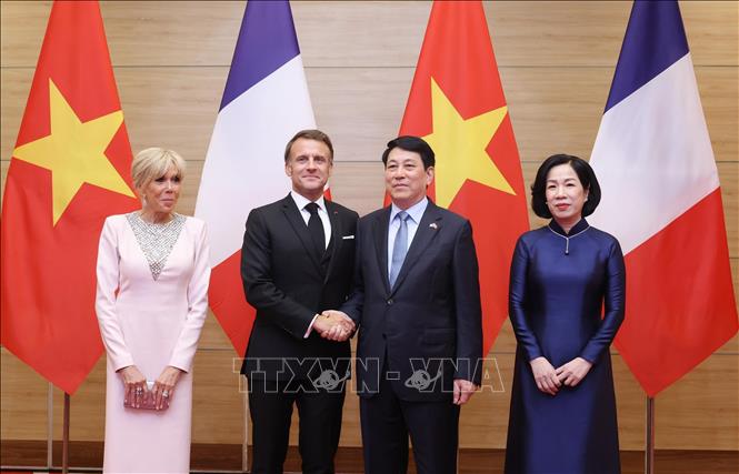 Photo caption