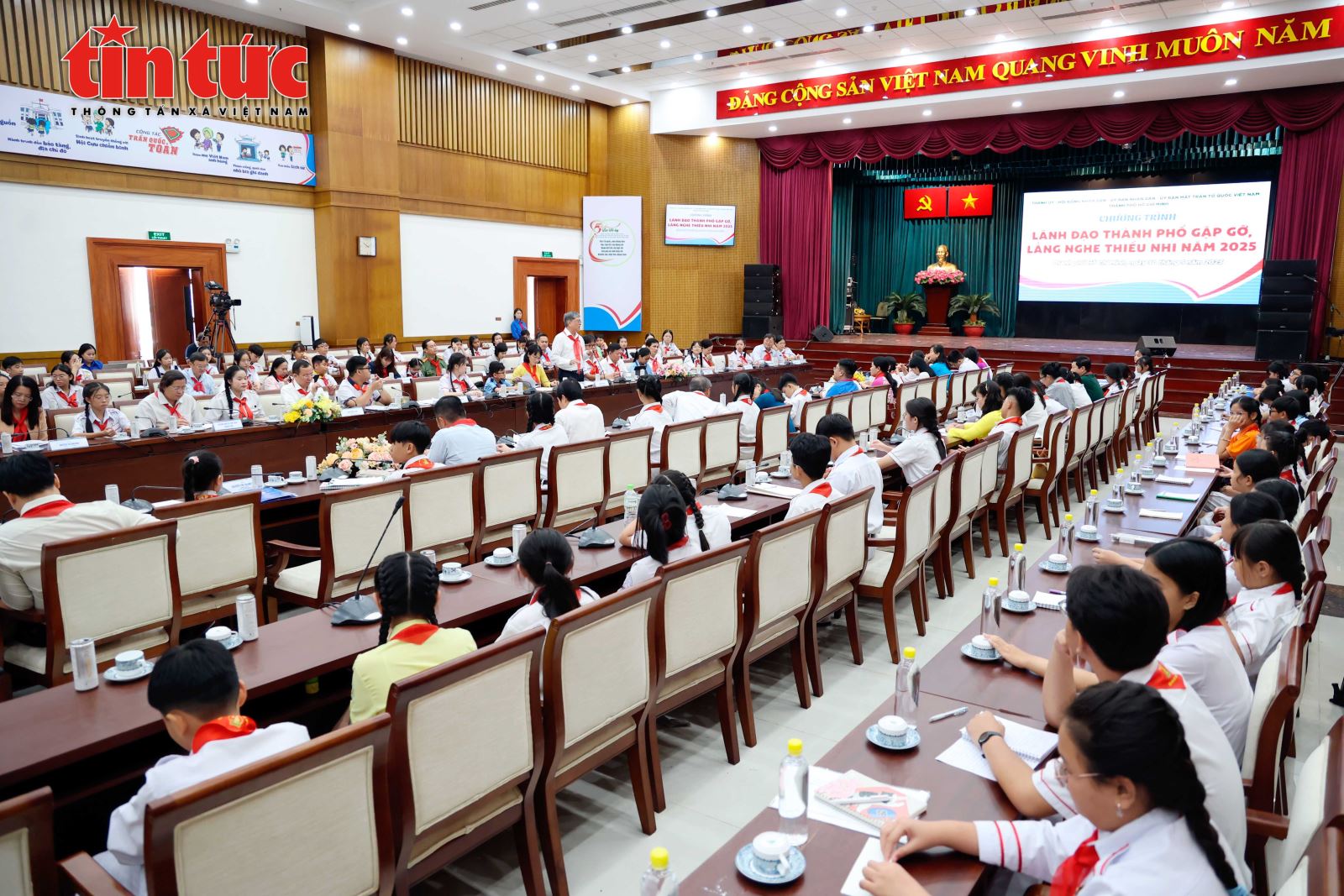 Chú thích ảnh