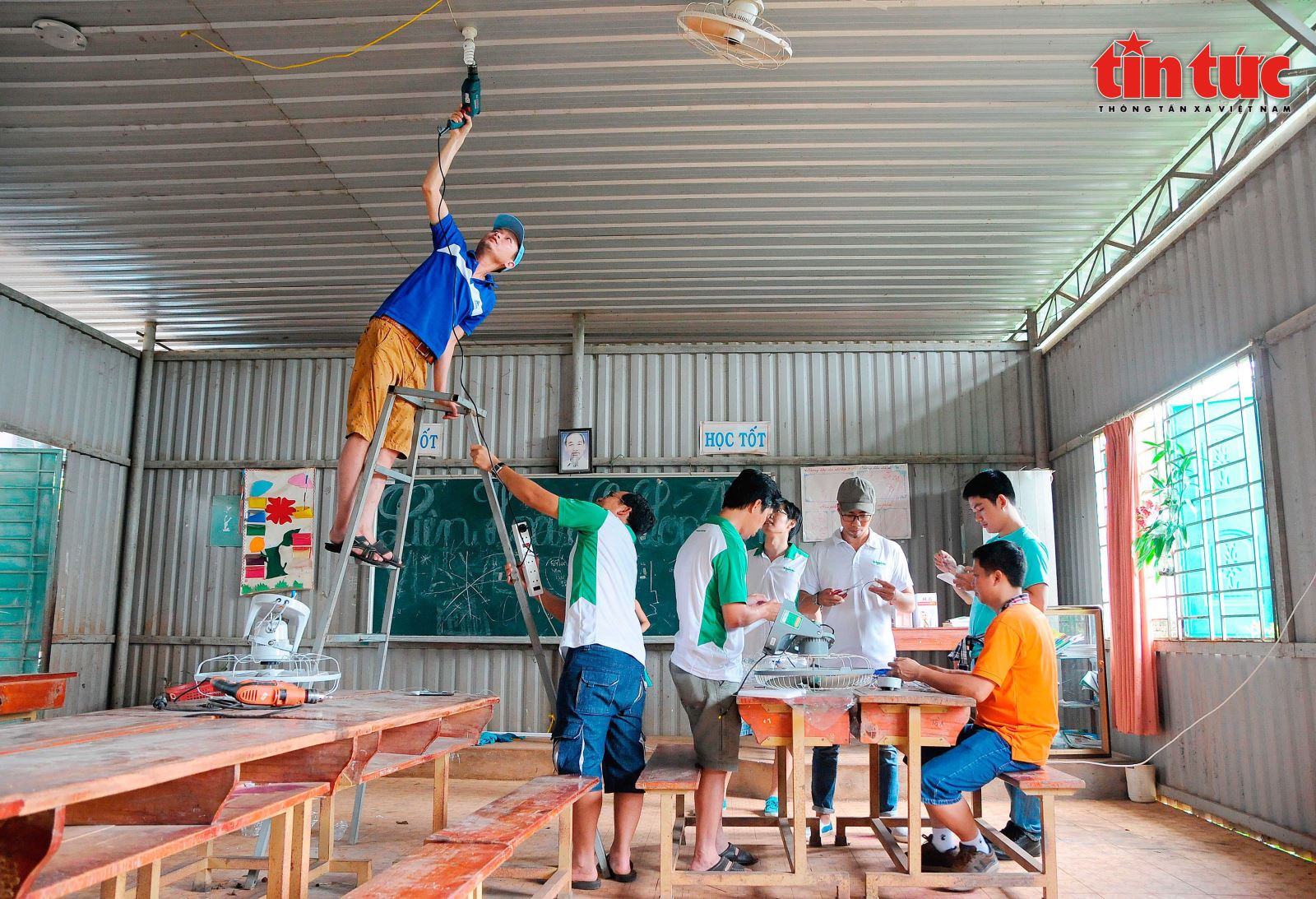 Chú thích ảnh
