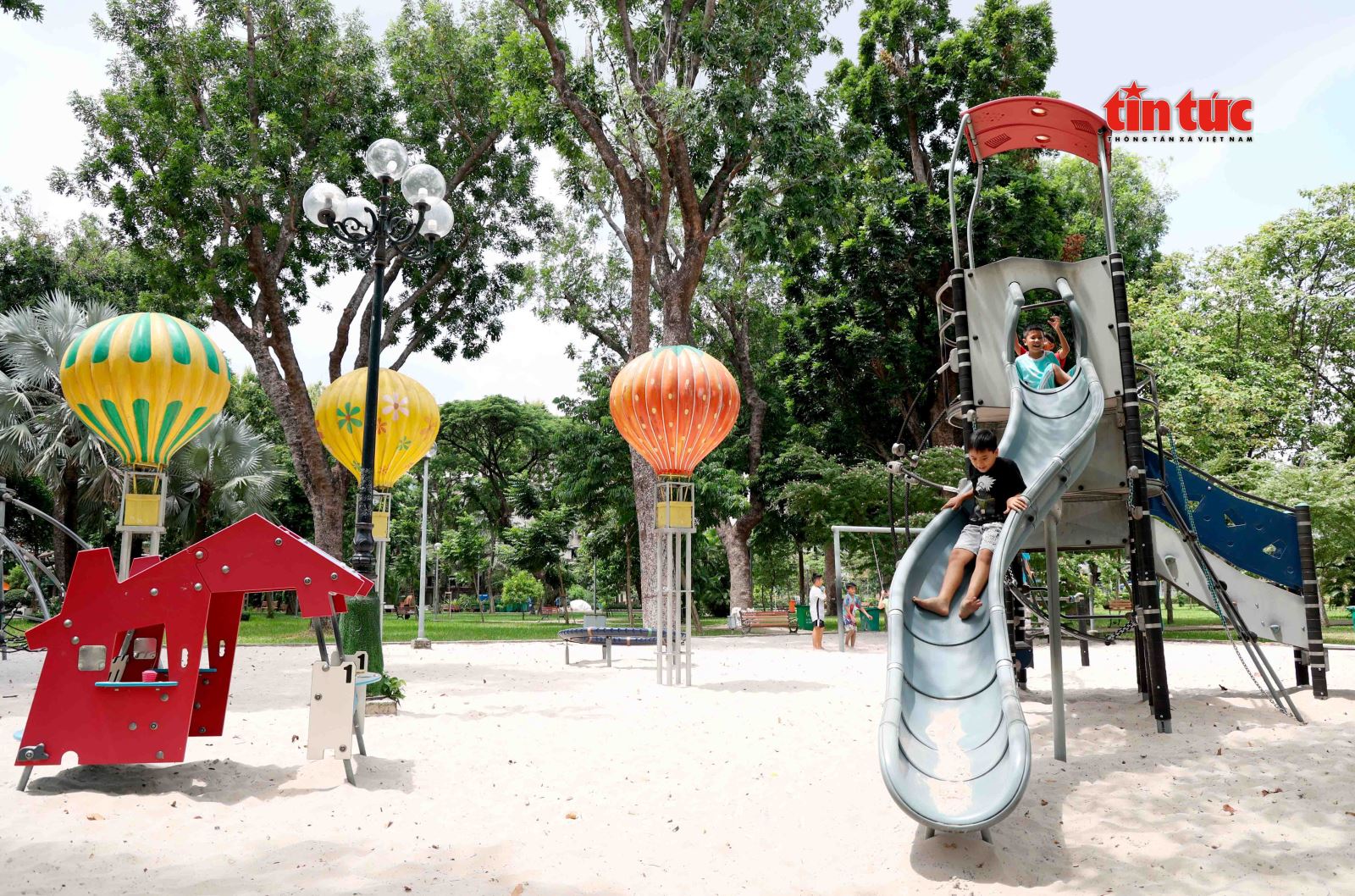 Chú thích ảnh