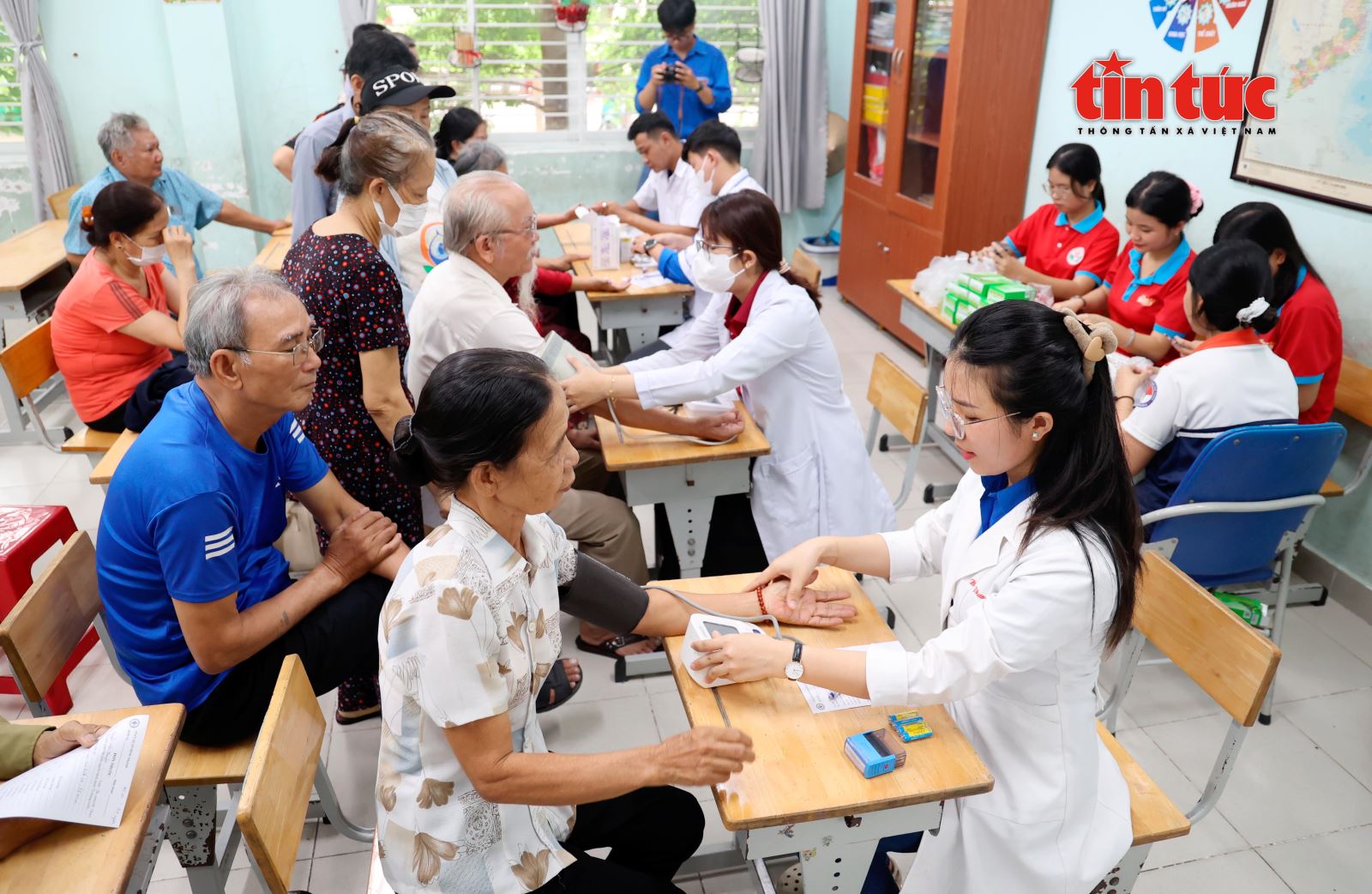 Chú thích ảnh