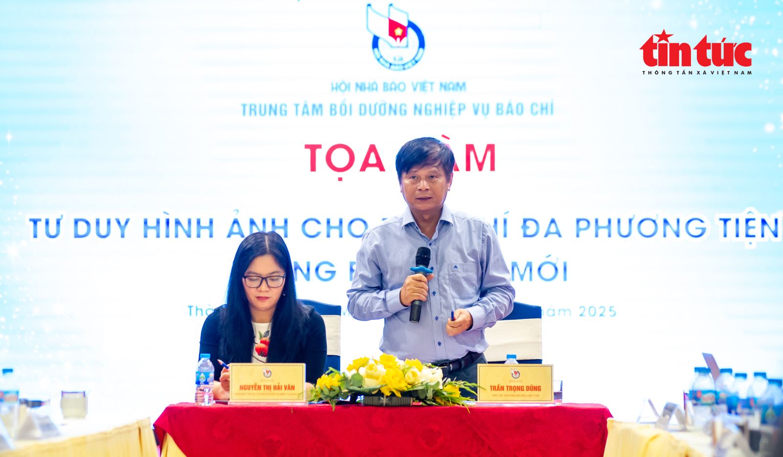 Chú thích ảnh