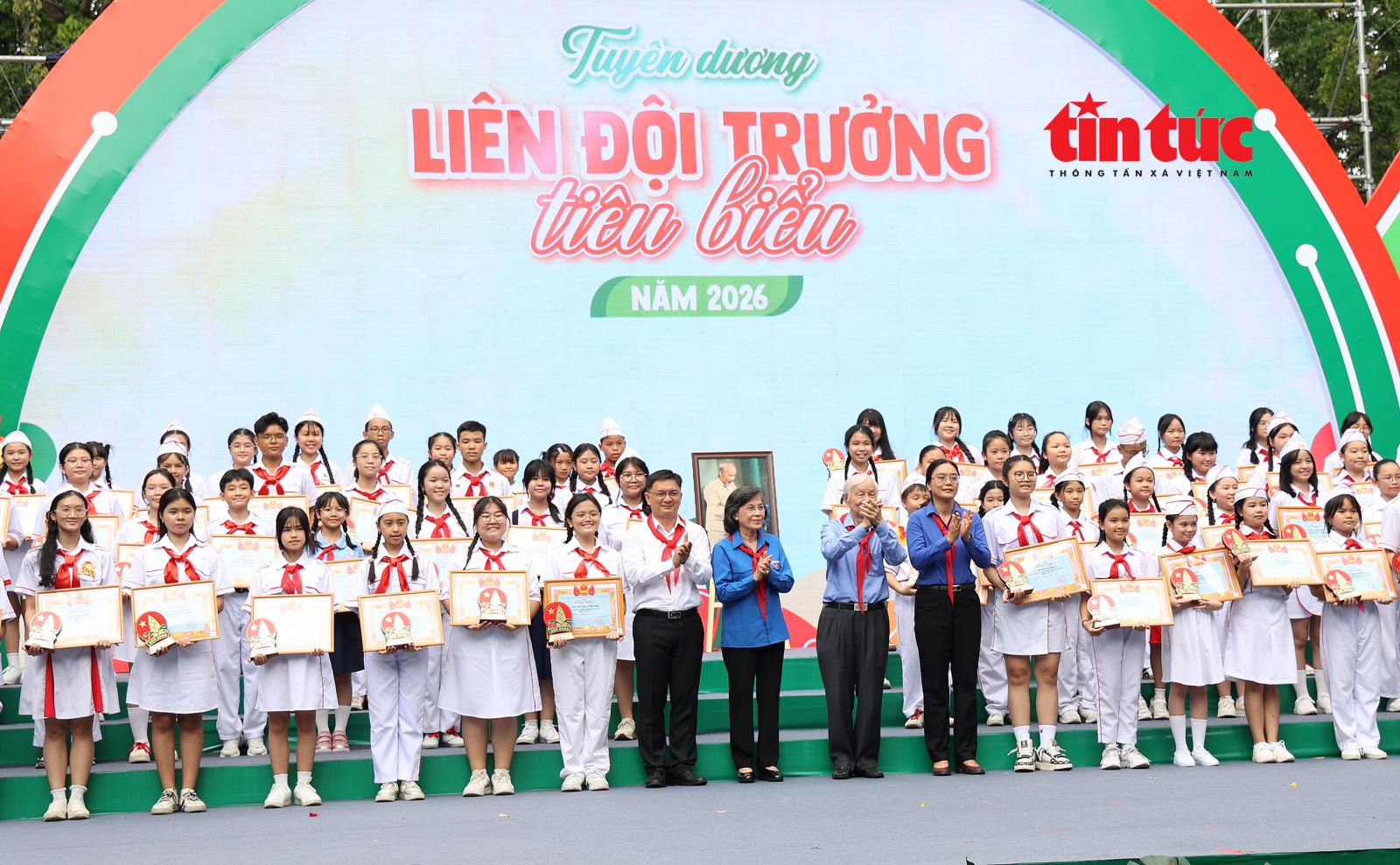 Chú thích ảnh