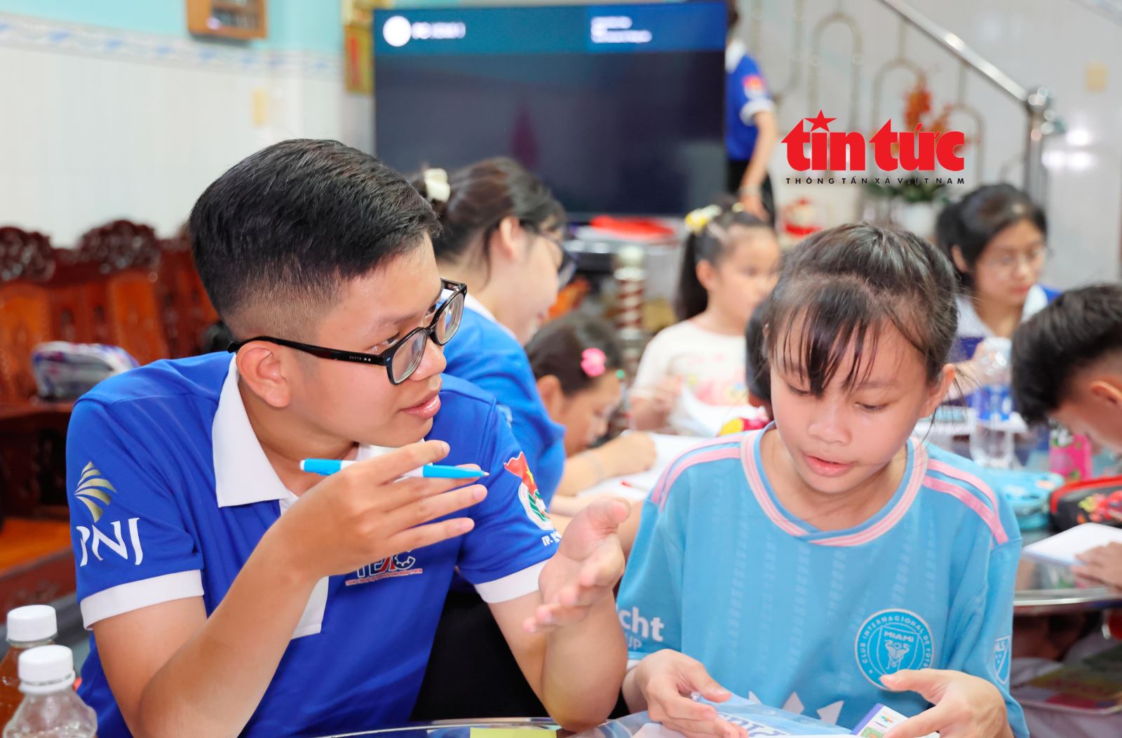 Chú thích ảnh