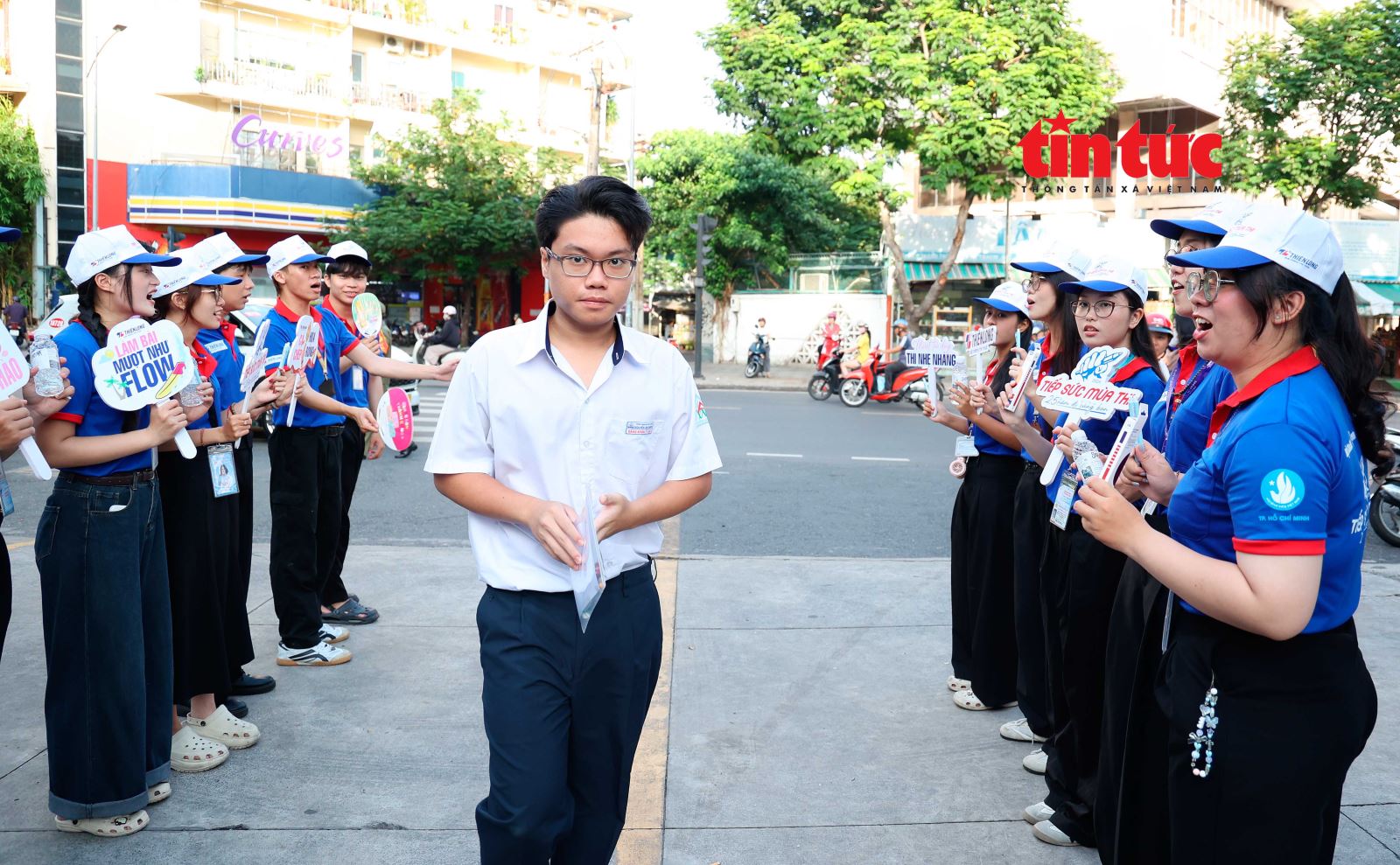 Chú thích ảnh