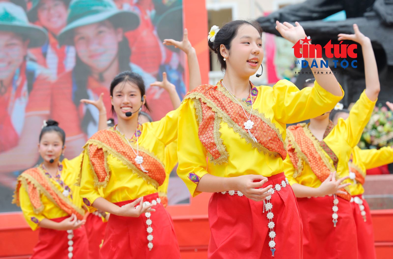 Chú thích ảnh