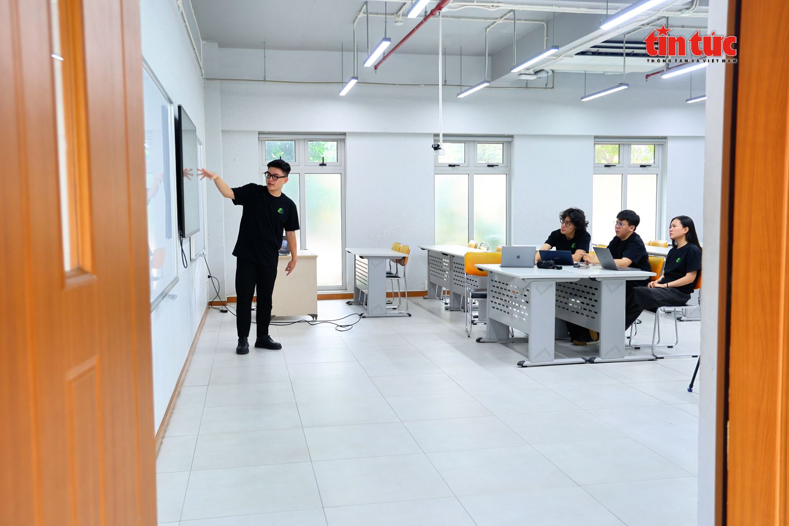 Chú thích ảnh