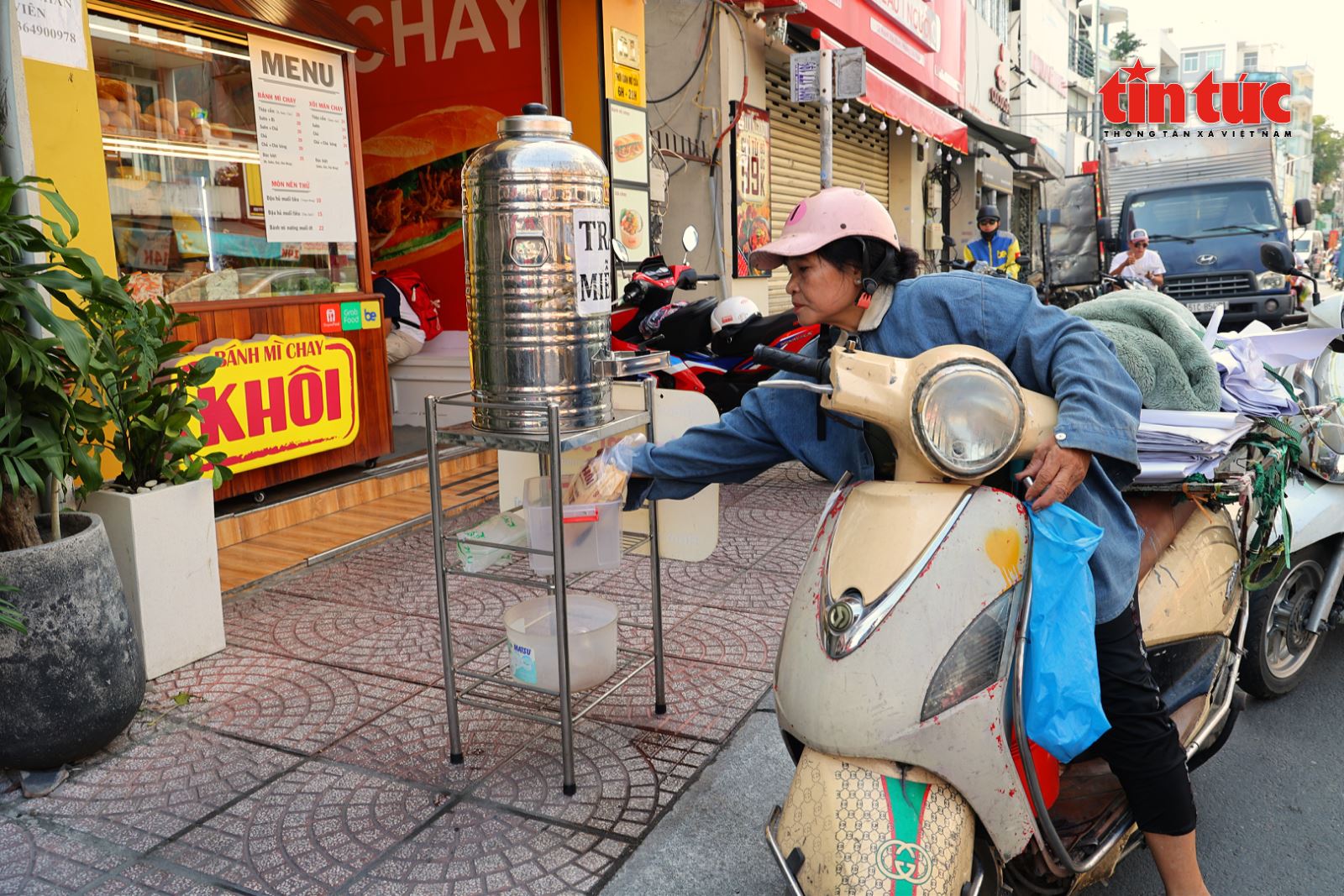 Chú thích ảnh