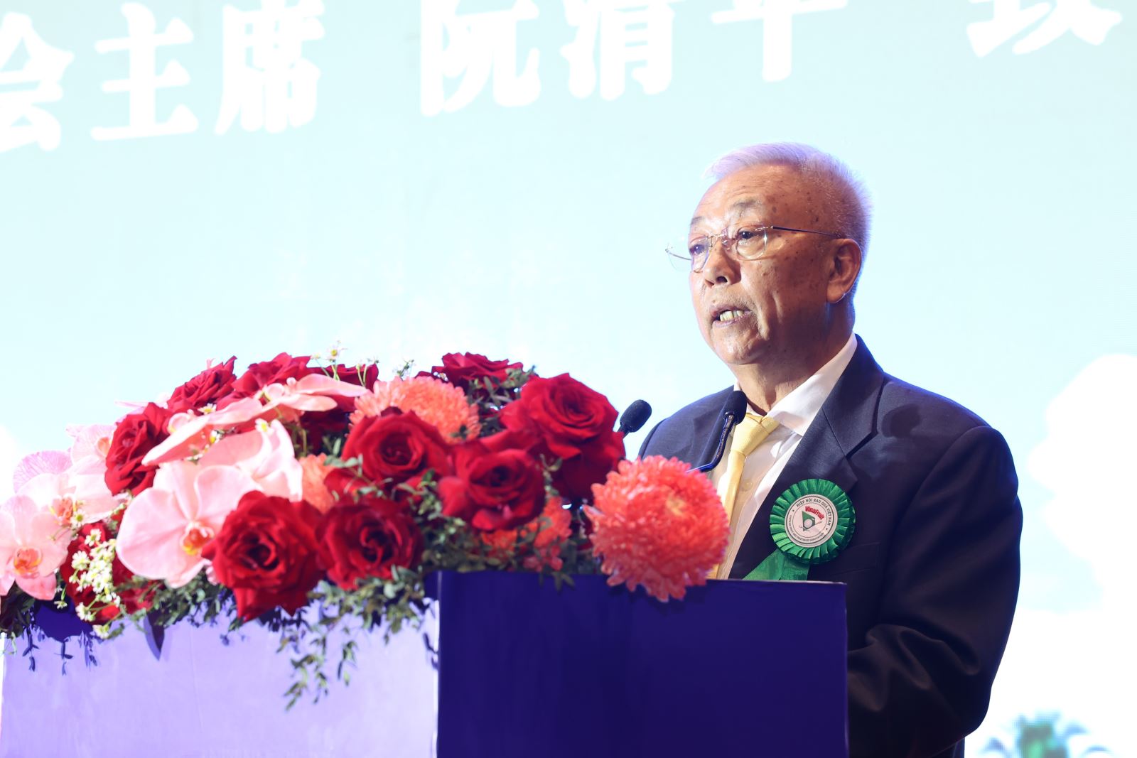 Ch&uacute; th&iacute;ch ảnh