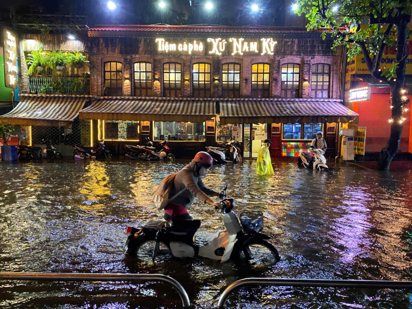 Chú thích ảnh